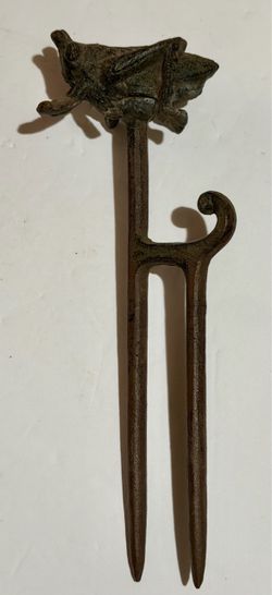 Grasshopper hose guide