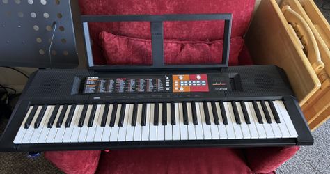 61 Key Yamaha Keyboard