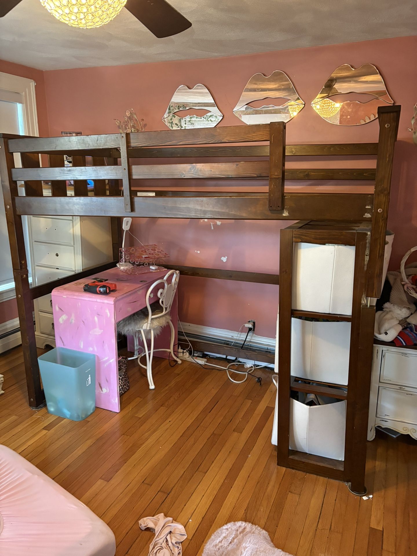 Loft Bed With Storage Shelf’s