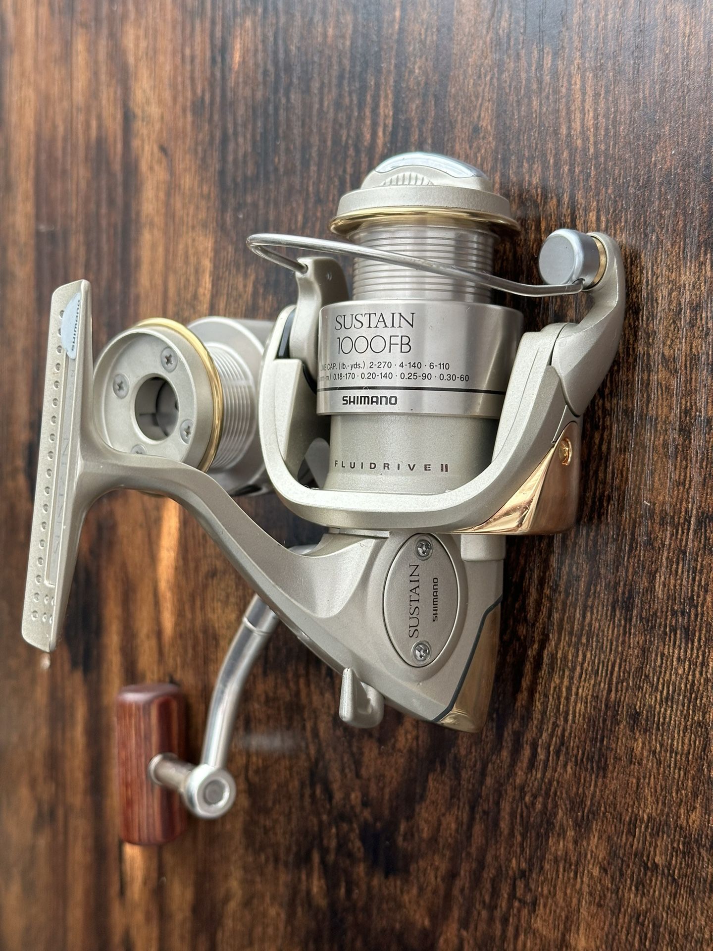 reel shimano sustain 1000 fb Shimano sustain 1000FB for Sale in Forney, TX