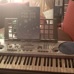 YAMAHA PSR-275 KEYBOARD