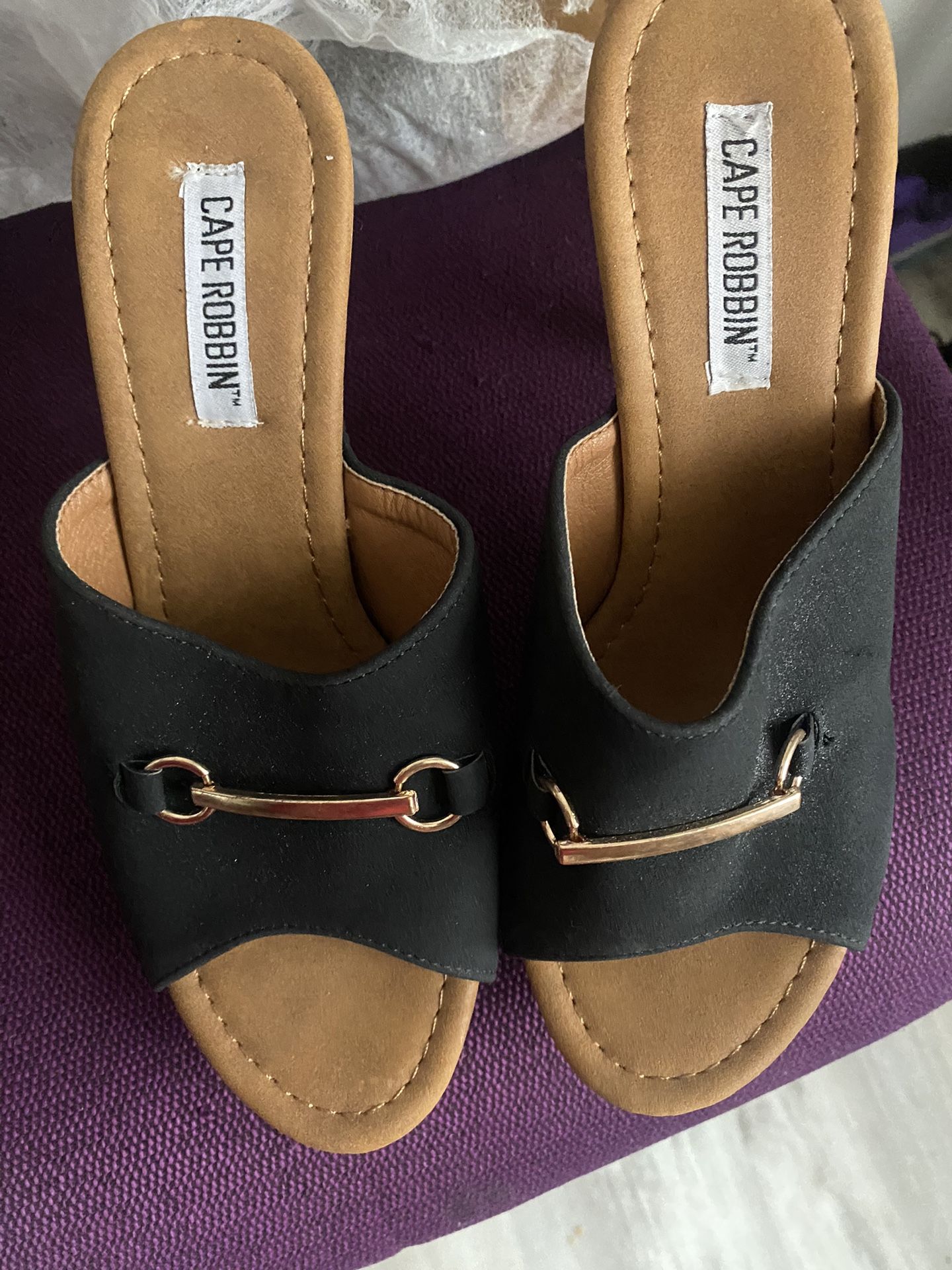 Cape Robbin Heels