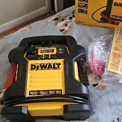 Battery charger/ air pump 