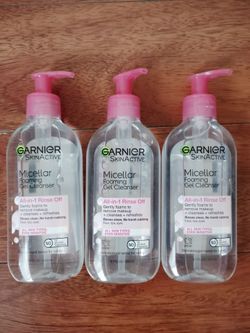 Garnier SkinActive  micellar foaming gel cleanser