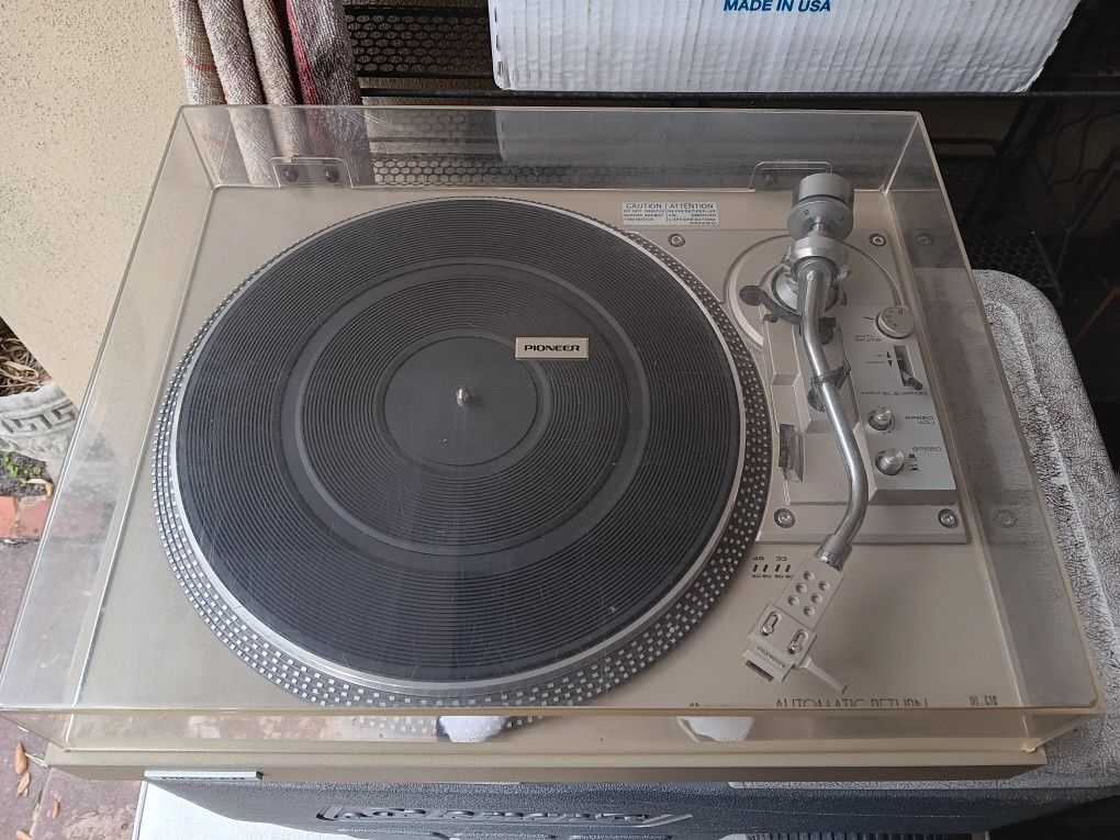 Pioneer Vintage Turntable
