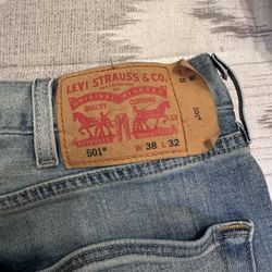 Levi 