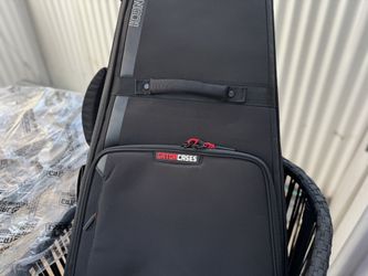 NWOT Gator Black ICON Series Bag for Dreadnaught Guitars; Black | G-ICONDREAD