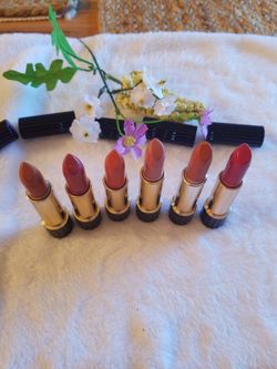 BRAND NEW ESTEE LAUDER LIPSTICK (LOT OF 6)