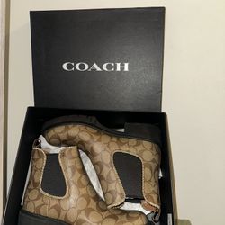 7.5 Brand New Coach Boots In Box