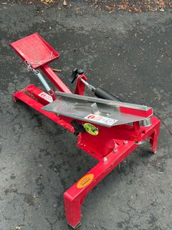 Clay pigeon launcher