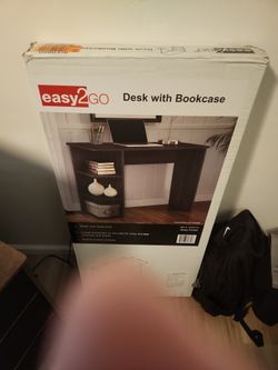 New Desk !  Dark Wood !  Never used ! 