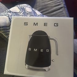 SMEG Tea Kettle 