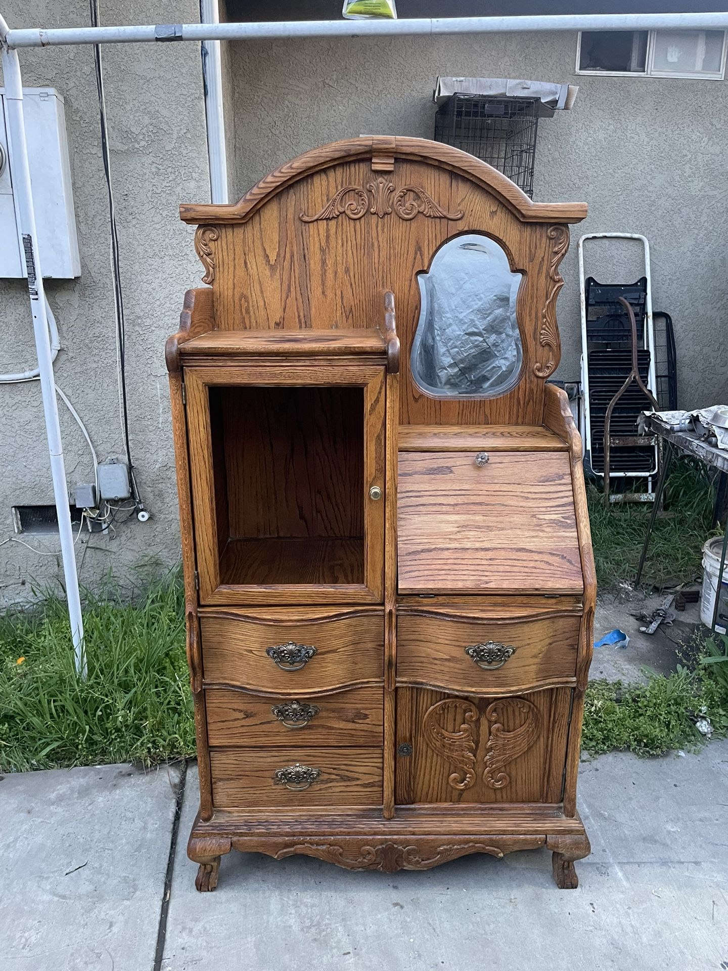 Vintage Tiger Oak Dresser four drawer With Mirror and two cabinets