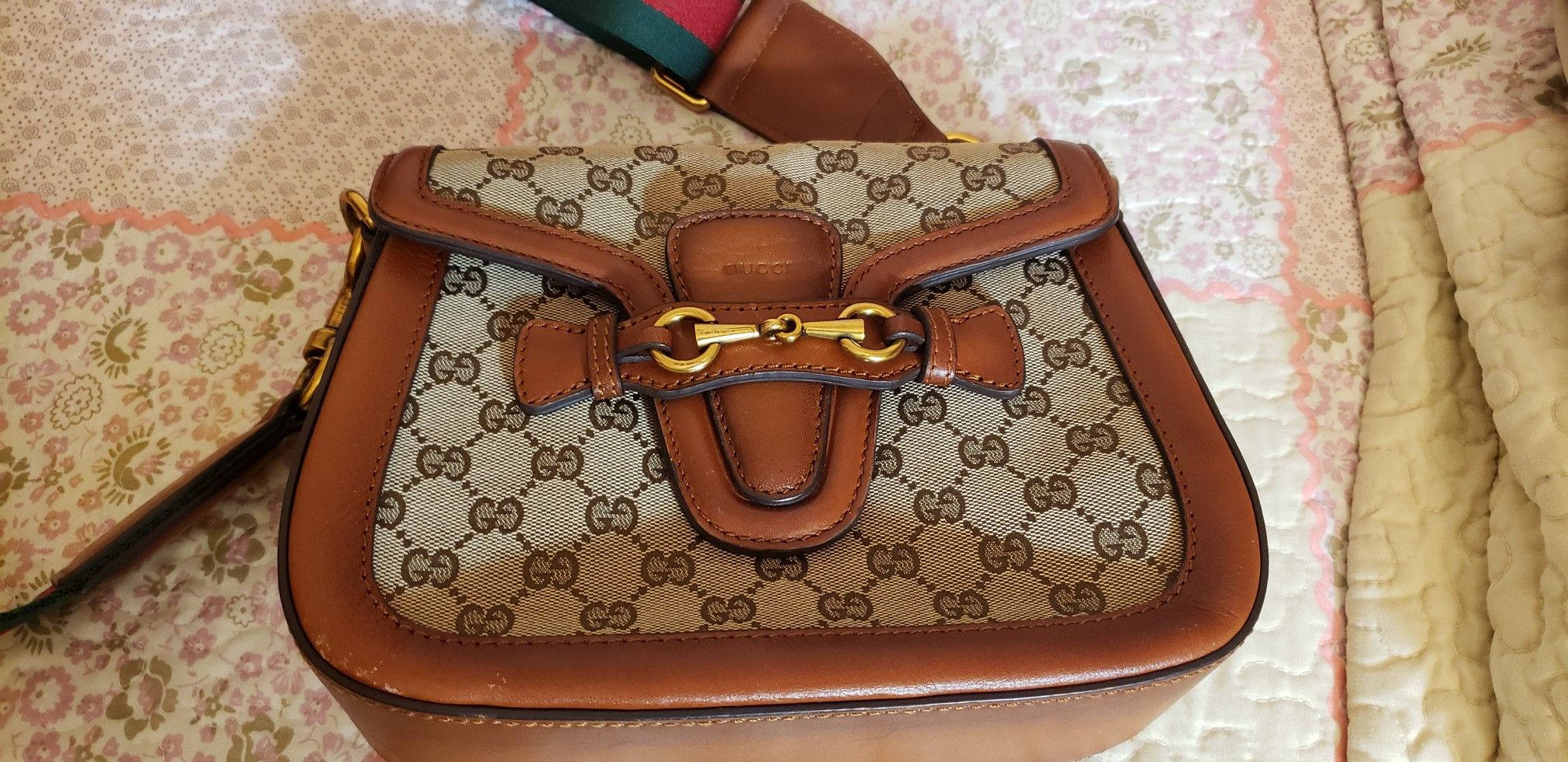 Bonita cartera Gucci % original