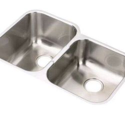 Elkay EGUH312010R Gourmet Stainless Steel Double Bowl Undermount Sink