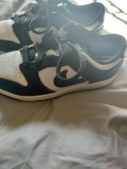 Nike shoes for toddlers size 9c