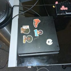 PS4 Slim