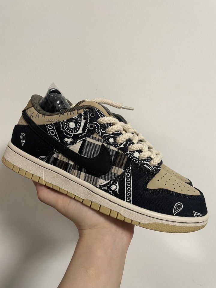 Travis Scott x Nike Dunk SB Jackboys