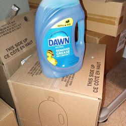 70$ Box Of 8 Bottles 70fl Oz Dawn Dish Soap 