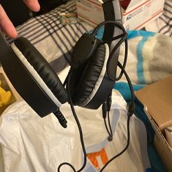 Gaming headset
