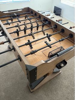 Foosball table premier edition