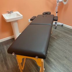 Massage table (bed)