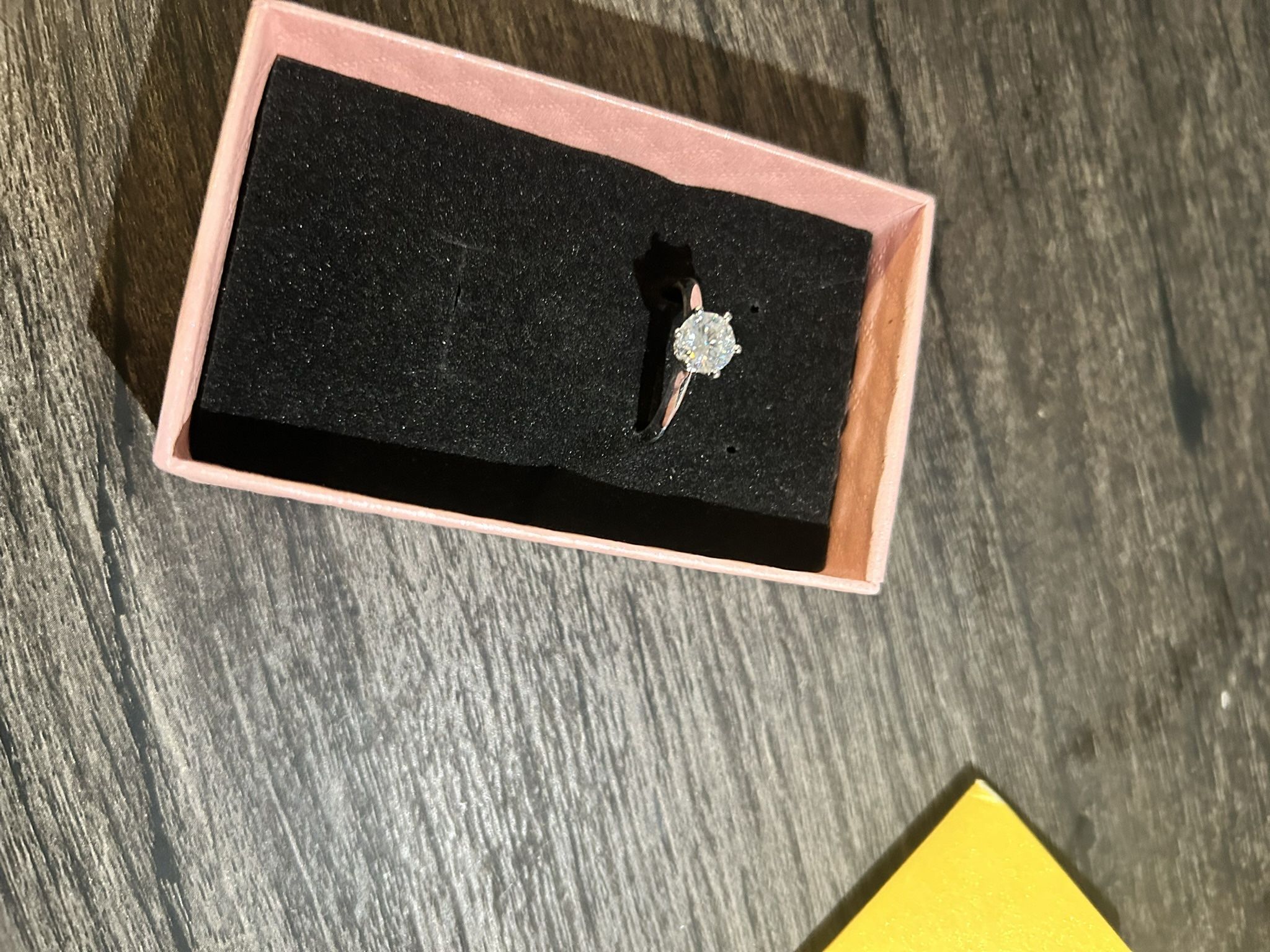 Stunning GRA-Certified Wedding Ring with Lifetime Warranty!