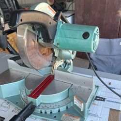 10” Compound Saw HITACHI brand 