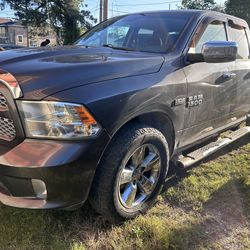 2016 Ram 1500 HEMI 5.7L V8