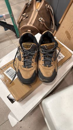 Skechers Shape-Ups Sneakers