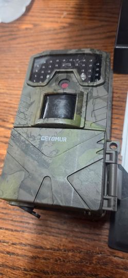 2 CEYOMUR CY50 Trail Cameras – Night Vision