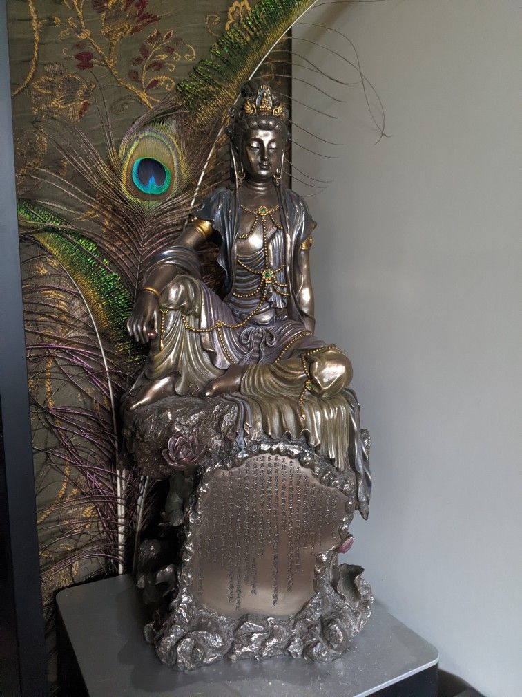 Bronze Kwan Yin Statue