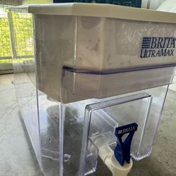 Brita Ultramax Water Filtration System