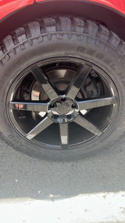 4 New Niche 20” Rims