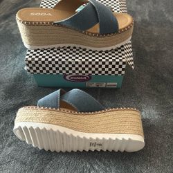 Wedges Size 8