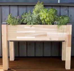 Self-watering Elevated Garden Planter