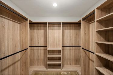 Custom Closets 