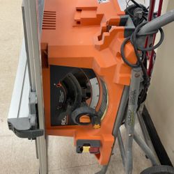 RIDGID Table Saw