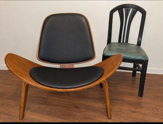 Hans Wegner style chair