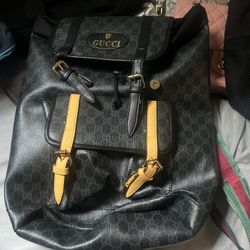 mochila.   