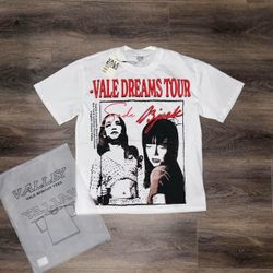 *Selling Fast* Valley dreams T-shirt