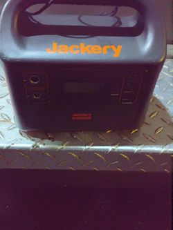 Jackery Explorer 160