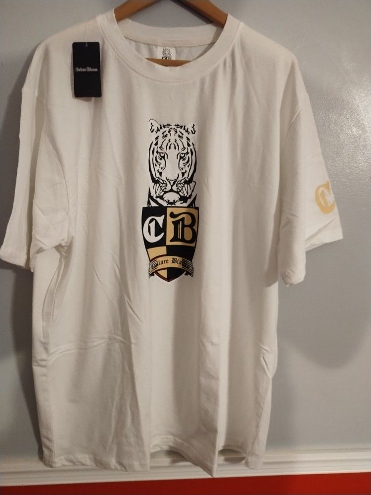 COLLARE BIANCO T-SHIRT..... CHECK OUT MY PAGE FOR MORE ITEMS