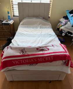 Twin bed