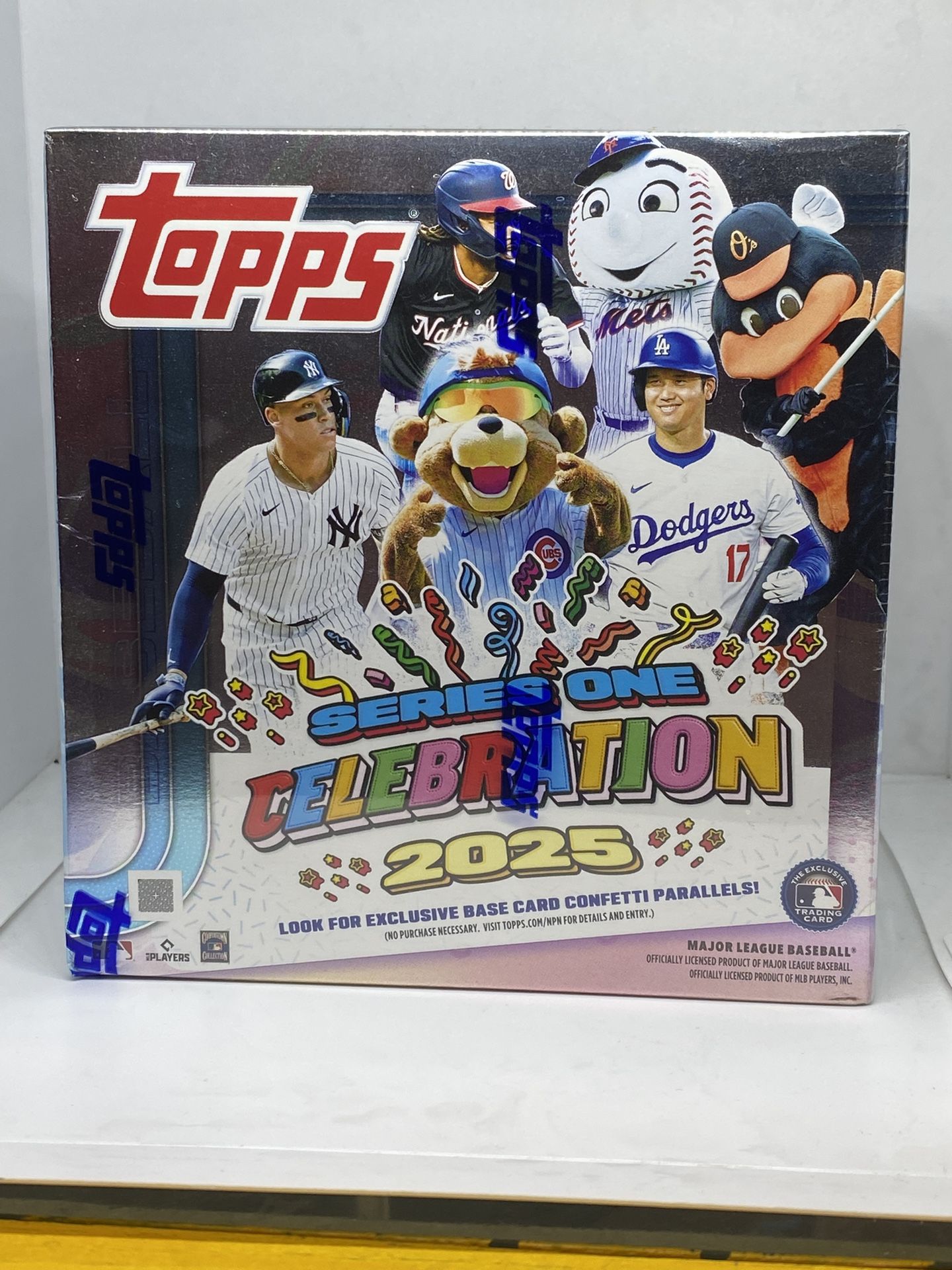 2025 Topps Series 1 Baseball Celebration Mega Box