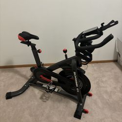 SCWHWINN IC4 Indoor Exercise Bike 