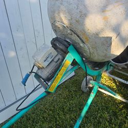 Concrete mixer