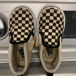 Black And Off White Toddler Vans Size 8