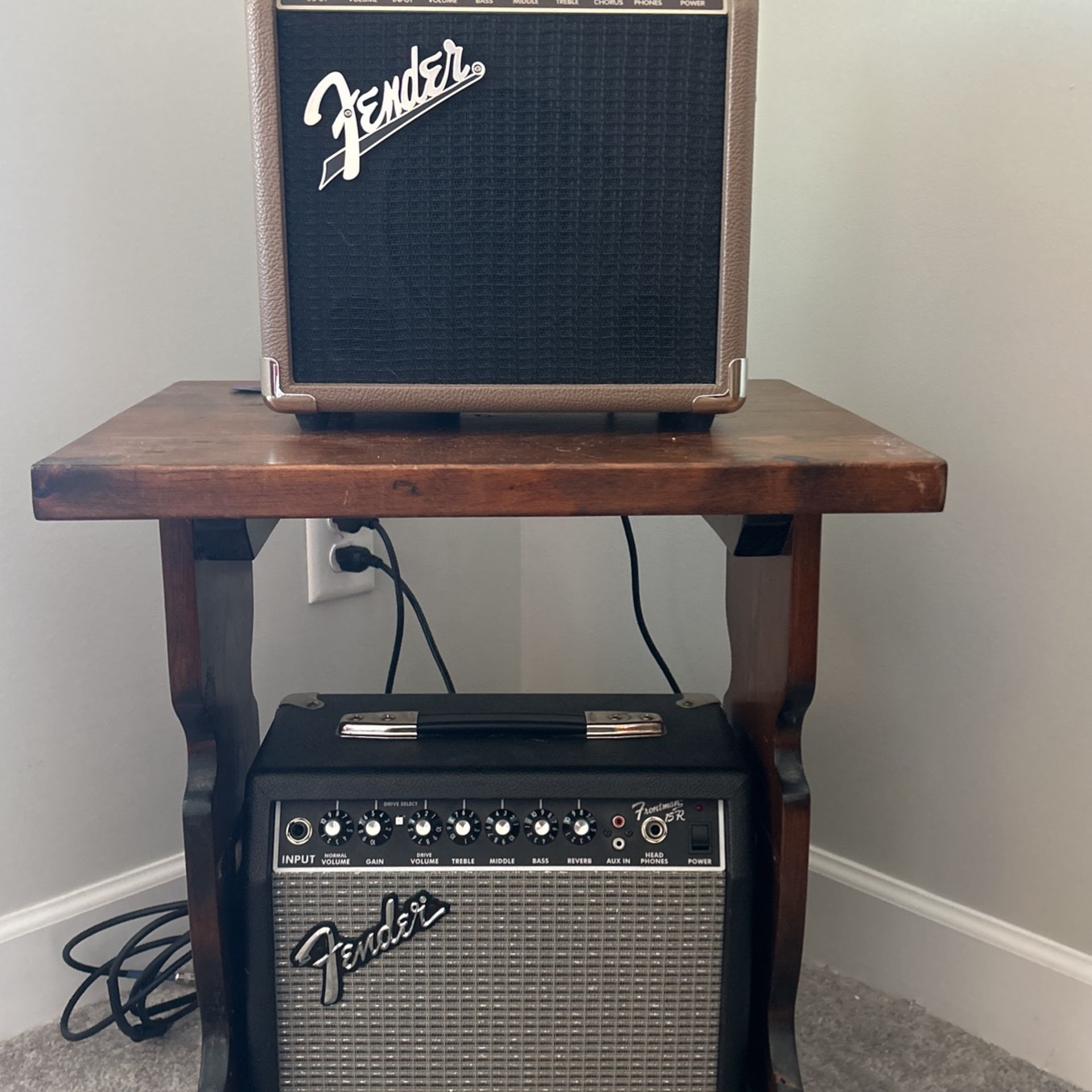 2 Fender Amps READ DESCRIPTION