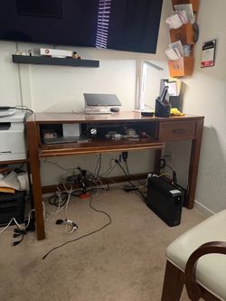 Desk Table Free.